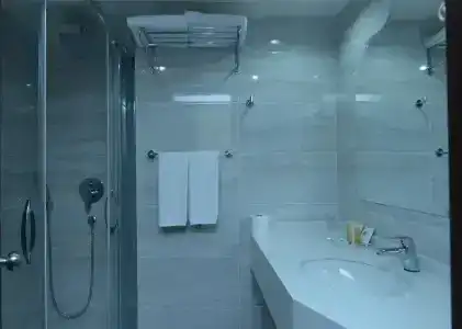 Kaya Prestige - 33