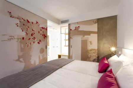 One Ibiza Suites - 35