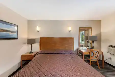 Breeze Inn - 97