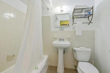 Hollywood Beachside Boutique Suite - 64