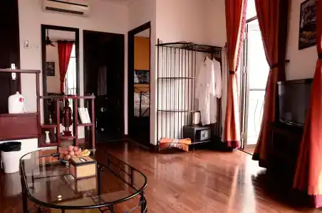 Nam Bo Boutique - 41