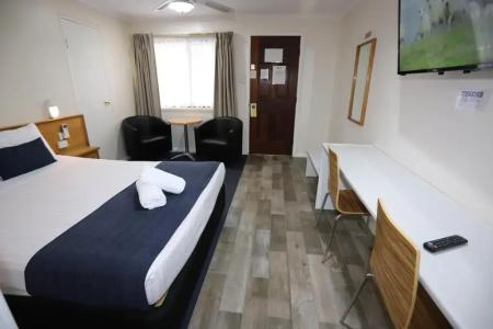 Reign Inn - 107