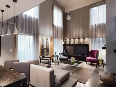 Stamford Plaza - 76