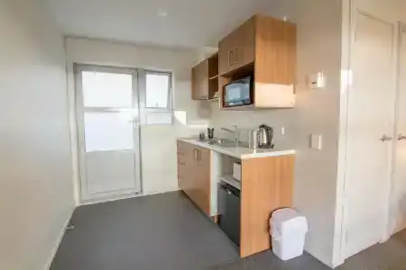 315 Riccarton - 141