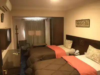 3 Pyramids View Inn - 3