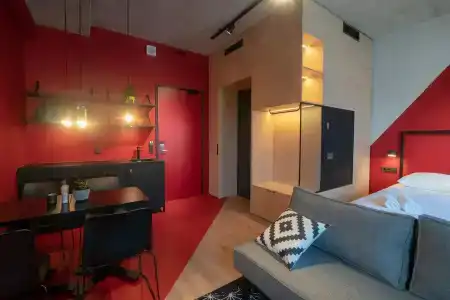 Via Suites - 2