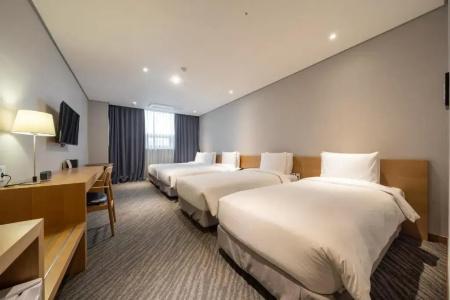 Ramada by Wyndham Seoul Dongdaemun - 17