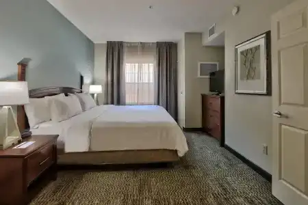 Staybridge Suites North, an IHG - 40