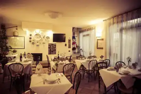 Ristorante Piccolo Chianti - 15