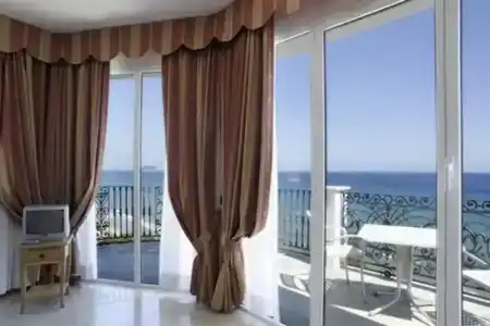 Grand Mediterranee - 16