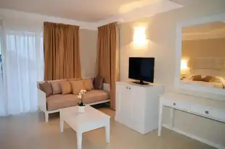 Folie Marine Beach & Club - Soleil Resort - 119