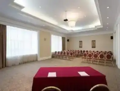Ramada Plaza - 16