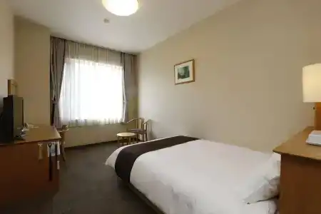 Yuyado Kuttari Onsen Lake Inn - 8