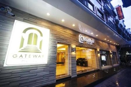 Gateway - 17