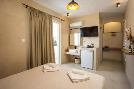 Atma Beach Rooms & Suites - 27
