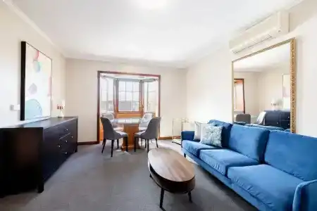 Adelaide Inn - 71