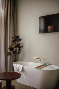 Finch - Boutique - 85