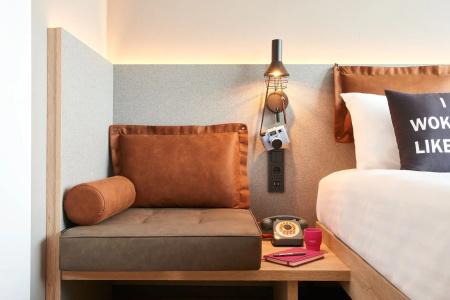 Moxy Amsterdam Schiphol Airport - 17