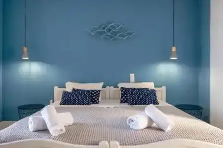 Pefkides Aegina Boutique - 86