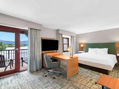 Hampton Inn & Suites - 95