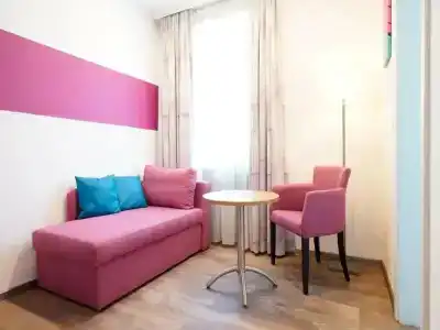 Bayerischer Hof - 83
