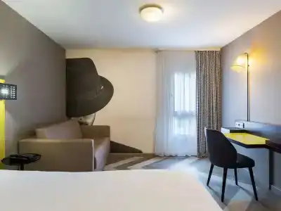 Ibis Styles Nice Centre Port - 48