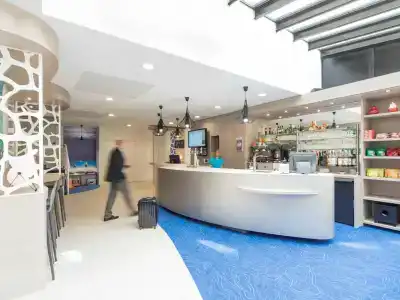 ibis Styles La Rochelle Centre - 1