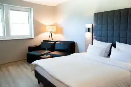 Circle Inn - 56