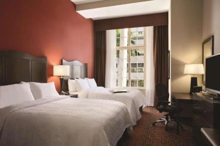 Hampton Inn & Suites - 45