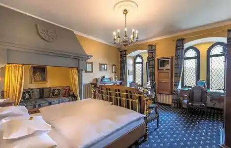 Burgauf Schönburg - 112