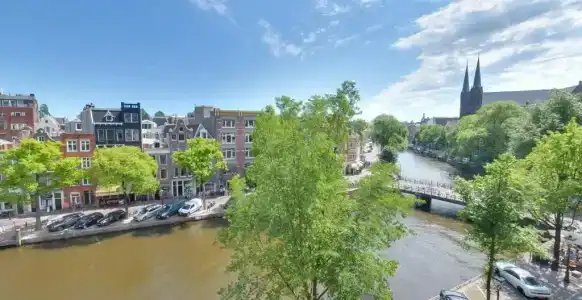 Ambassade - 129
