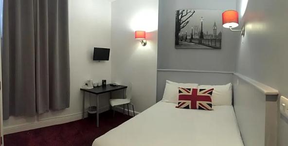 The Castleton - 63