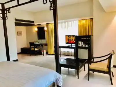 Indra Regent - 67