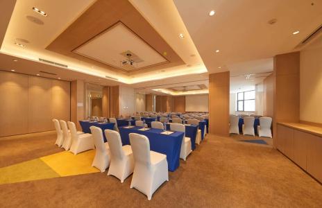 Holiday Inn Express Shanghai Zhenping, An Ihg - 30