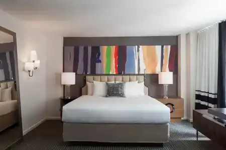 Fifty & Suites by Affinia - 37