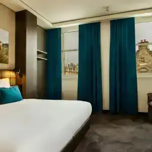 One Edinburgh-Royal - 32