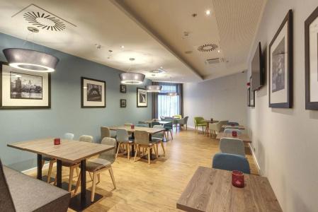 Hampton by Hilton Stuttgart City Centre - 11