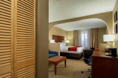 Comfort Inn Santa Fe - 6