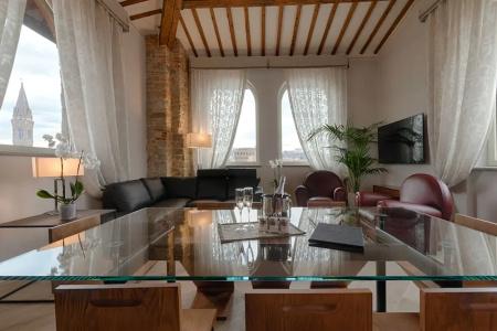 Donati Luxury Tower Suites - 134