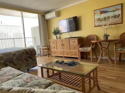 Tropical Studios At Marine Surf Waikiki - Free Parking - Best Location - Full Kitchen - Swimming Pool - 183