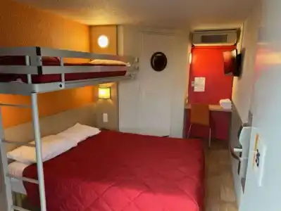 Premiere Classe Blois Nord - 2
