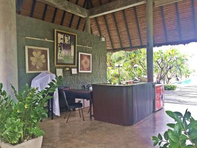 Lawana Escape - 14