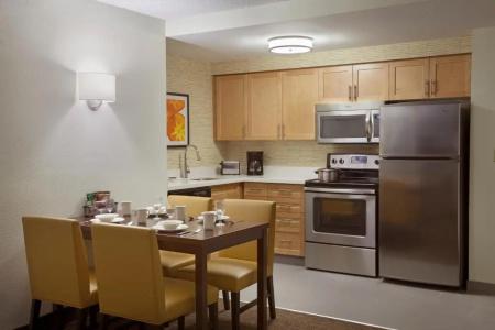 Cambridge Suites - 25