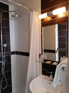 Hôtel Roi René - 18