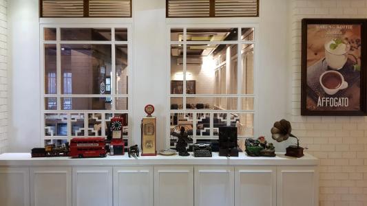 Stark Boutique and Spa - 1