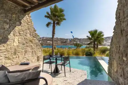 Aeonic Suites and Spa - 30