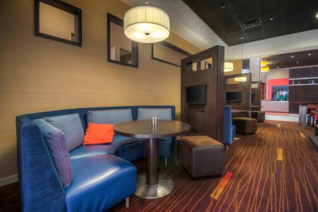 Courtyard by Marriott - 14