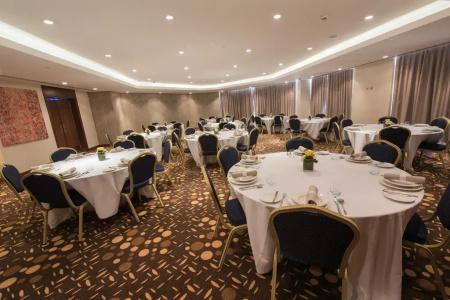 The Avenue - 17