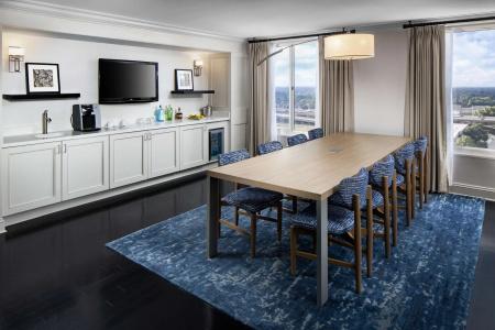 Hyatt Regency - 81