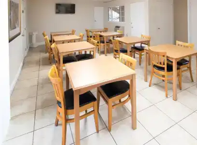 Roy Inn & Suites -Sacramento Midtown - 14